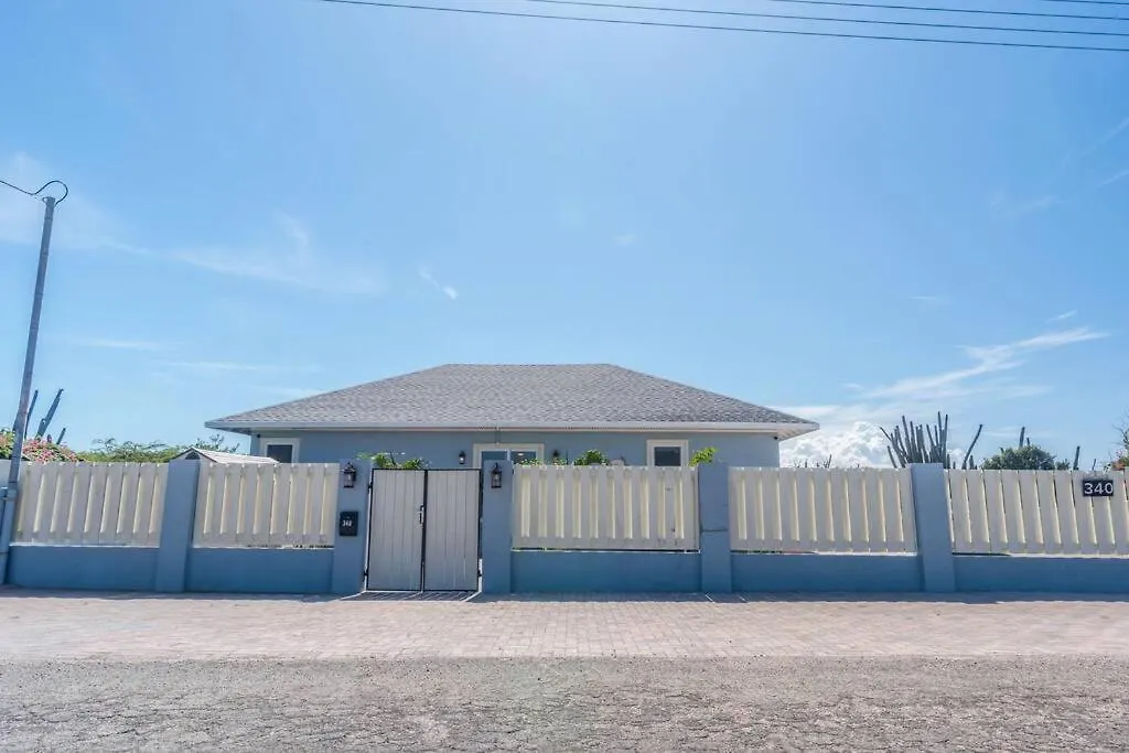 Baby Beach Bliss Villa - Walk To Beach! Sero Colorado 0*,  Aruba